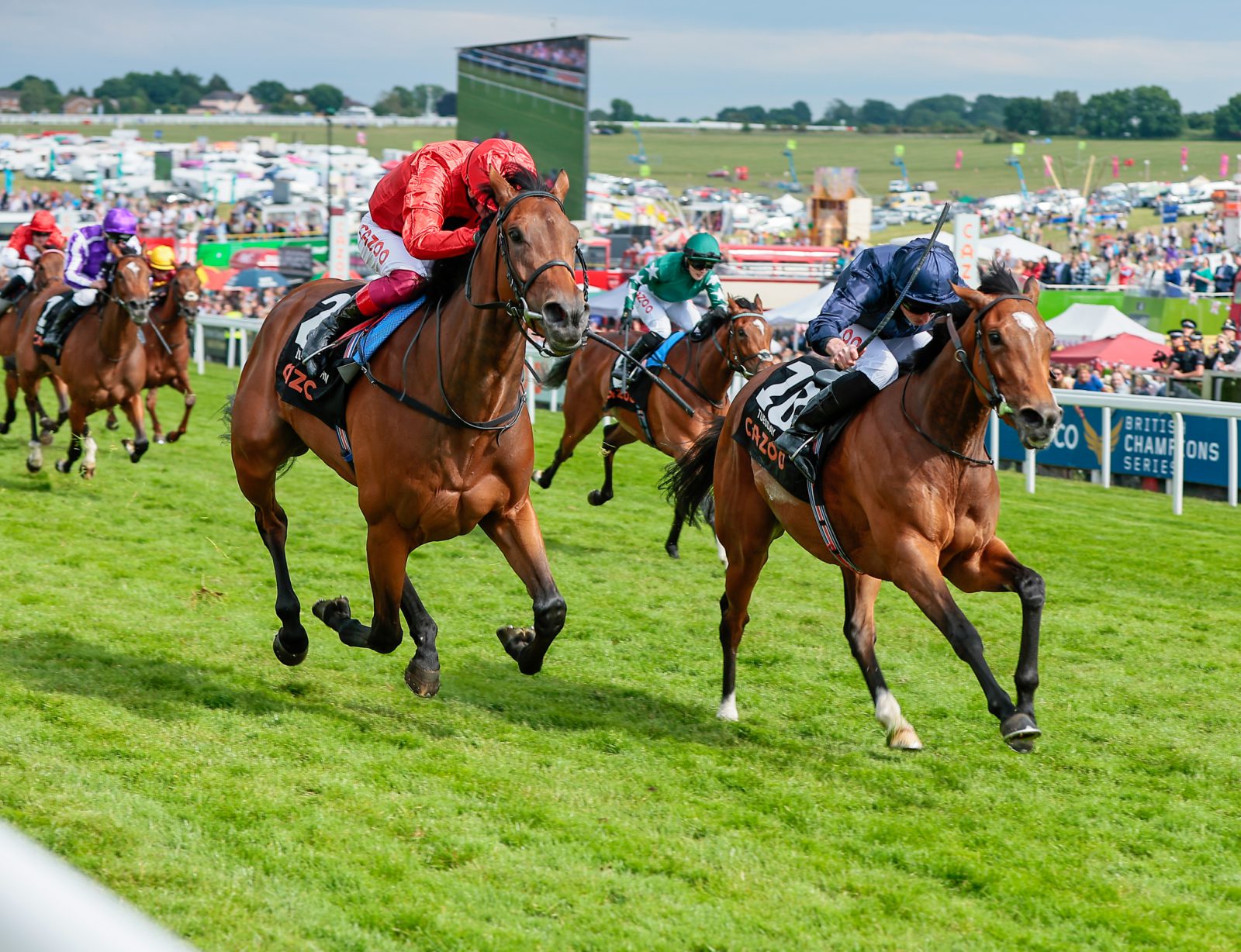 Desert crowns Jubilee weekend with imperious success British